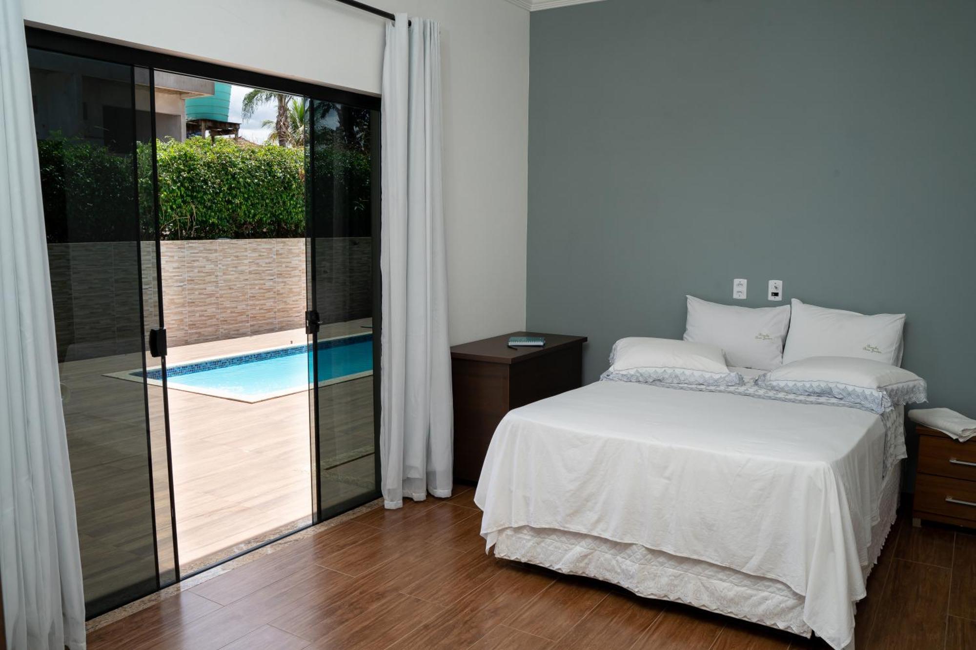 Capitólio Casa Com Piscina Vista Para Lago, 03 Quartos Confortaveis מראה חיצוני תמונה