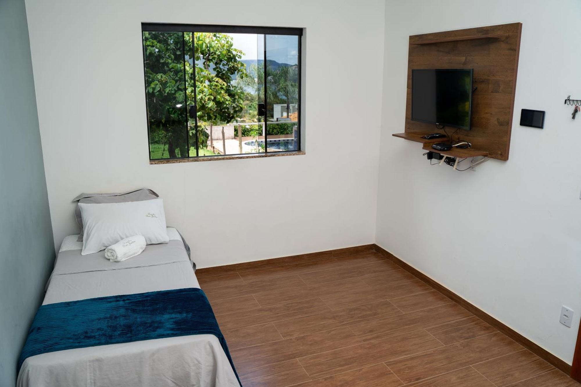 Capitólio Casa Com Piscina Vista Para Lago, 03 Quartos Confortaveis מראה חיצוני תמונה