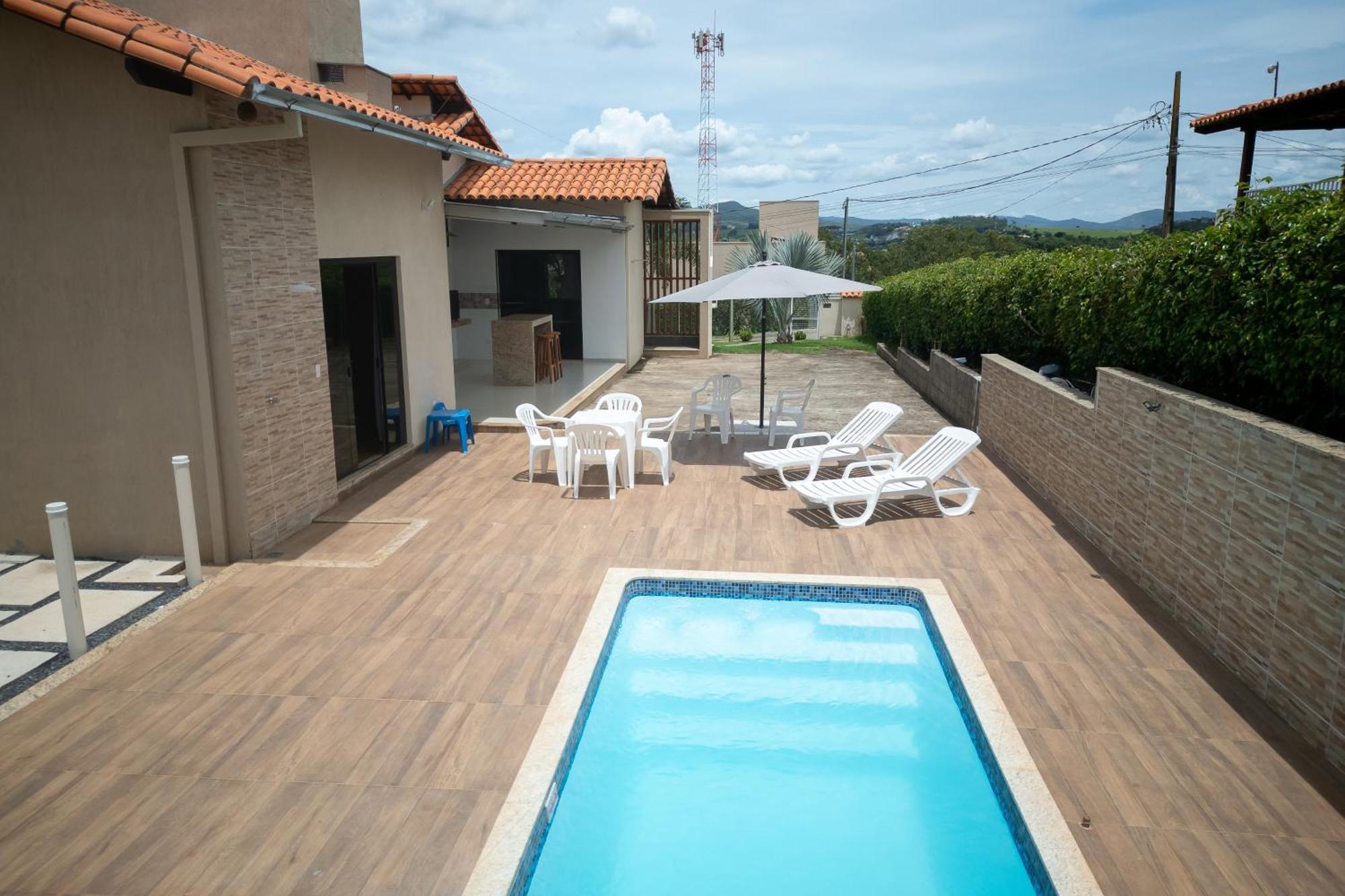 Capitólio Casa Com Piscina Vista Para Lago, 03 Quartos Confortaveis מראה חיצוני תמונה
